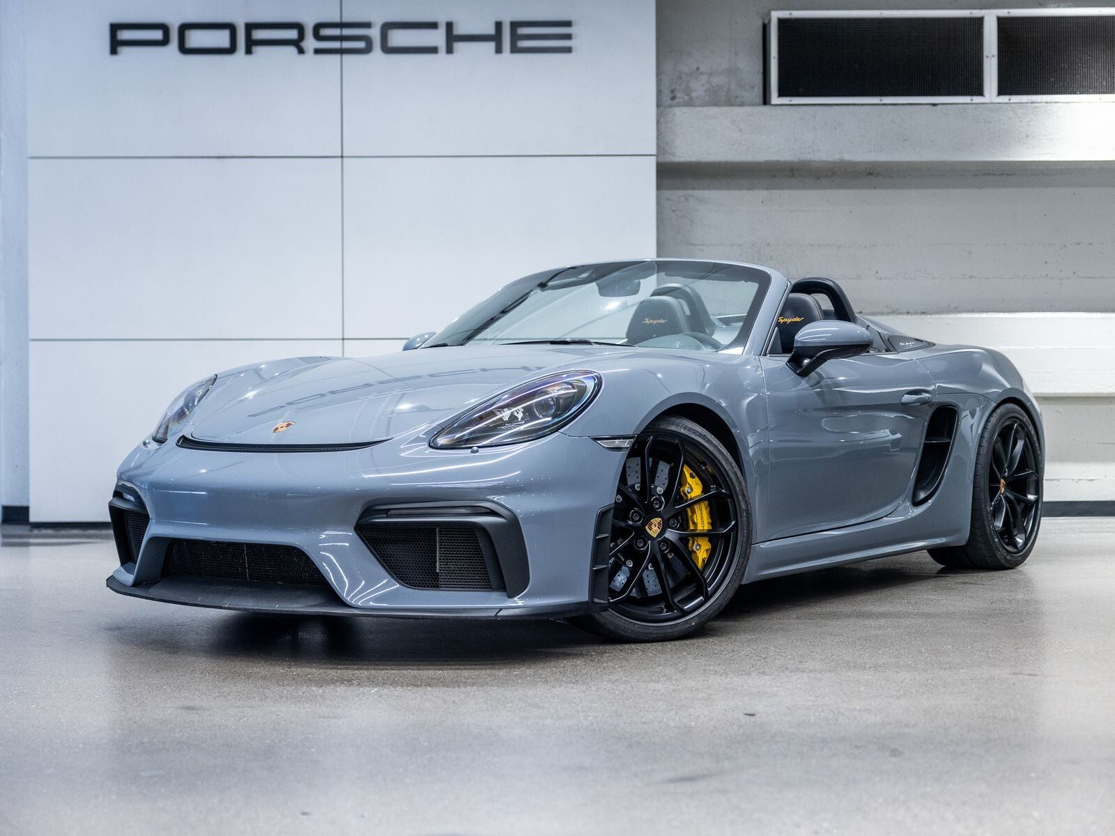 2023 PORSCHE 718