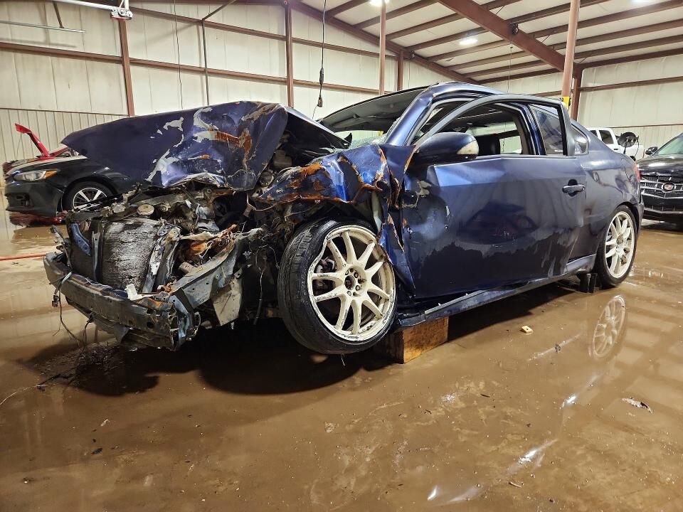 2005 TOYOTA SCION