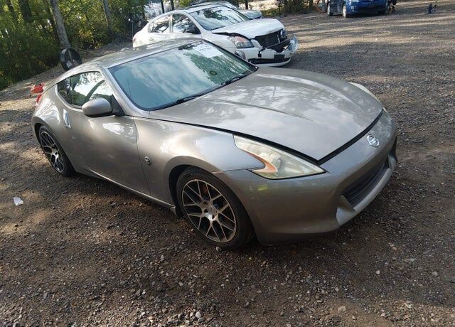 2009 NISSAN 370Z