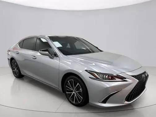 2025 LEXUS ES
