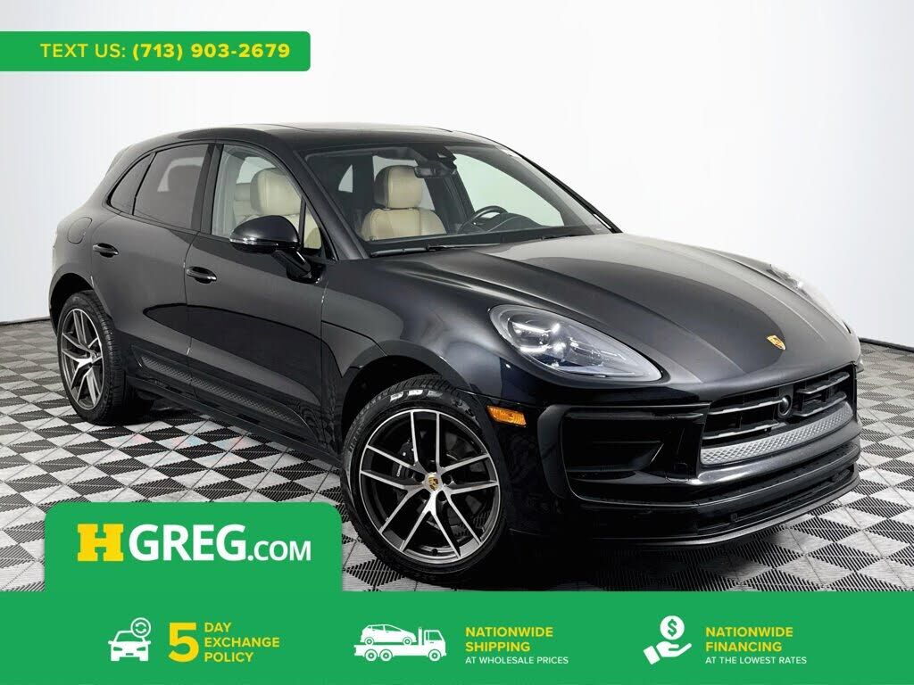 2023 PORSCHE Macan