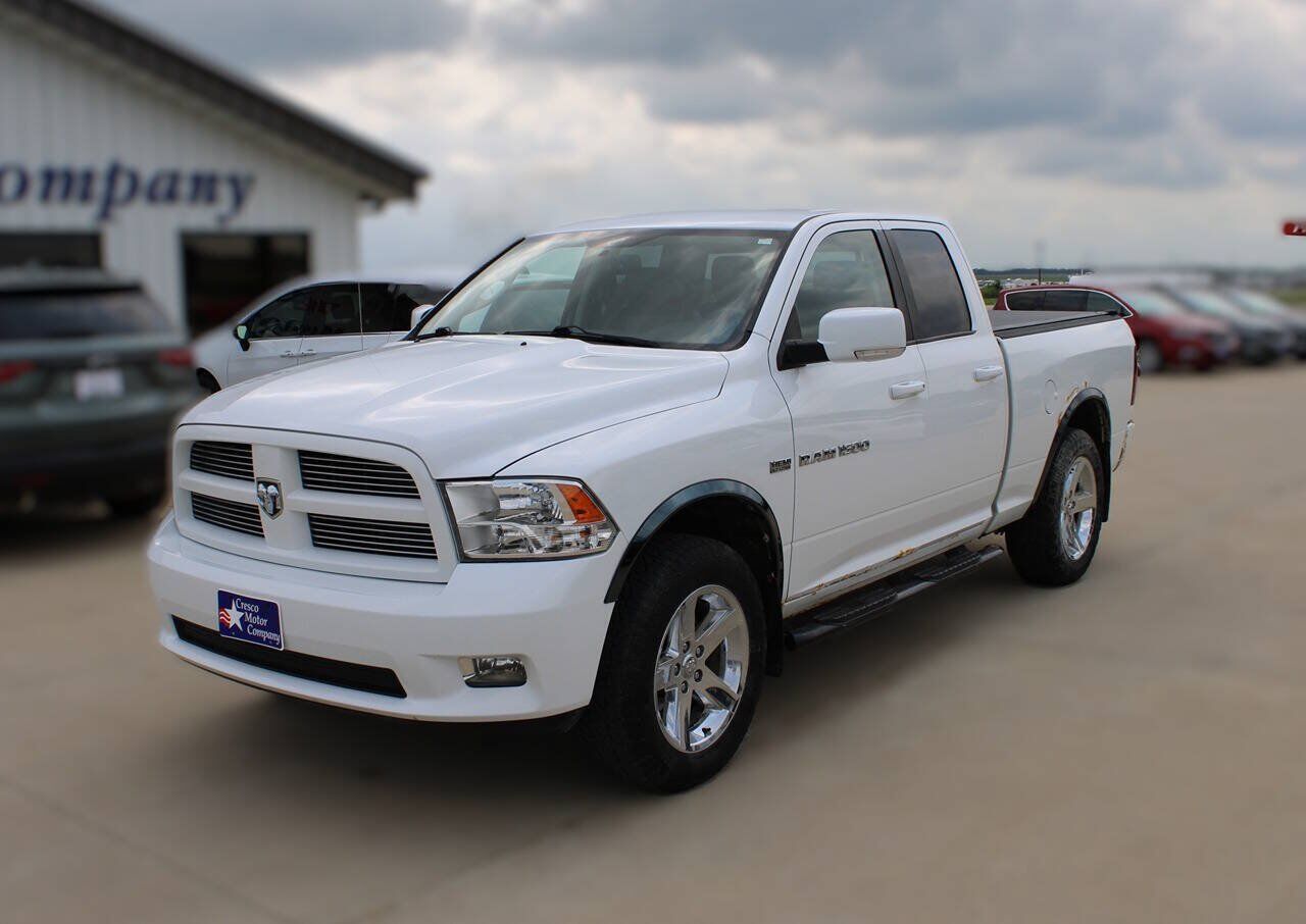 2011 DODGE Ram