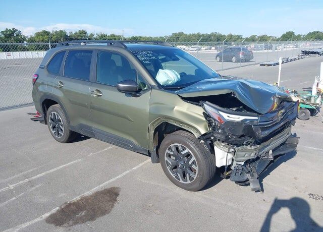 2025 SUBARU Forester