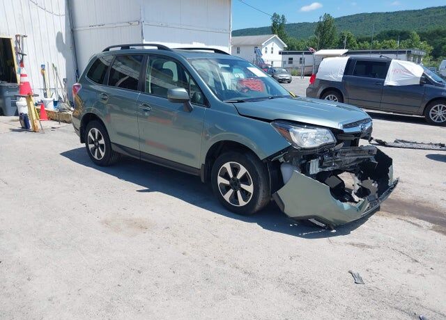 2018 SUBARU Forester
