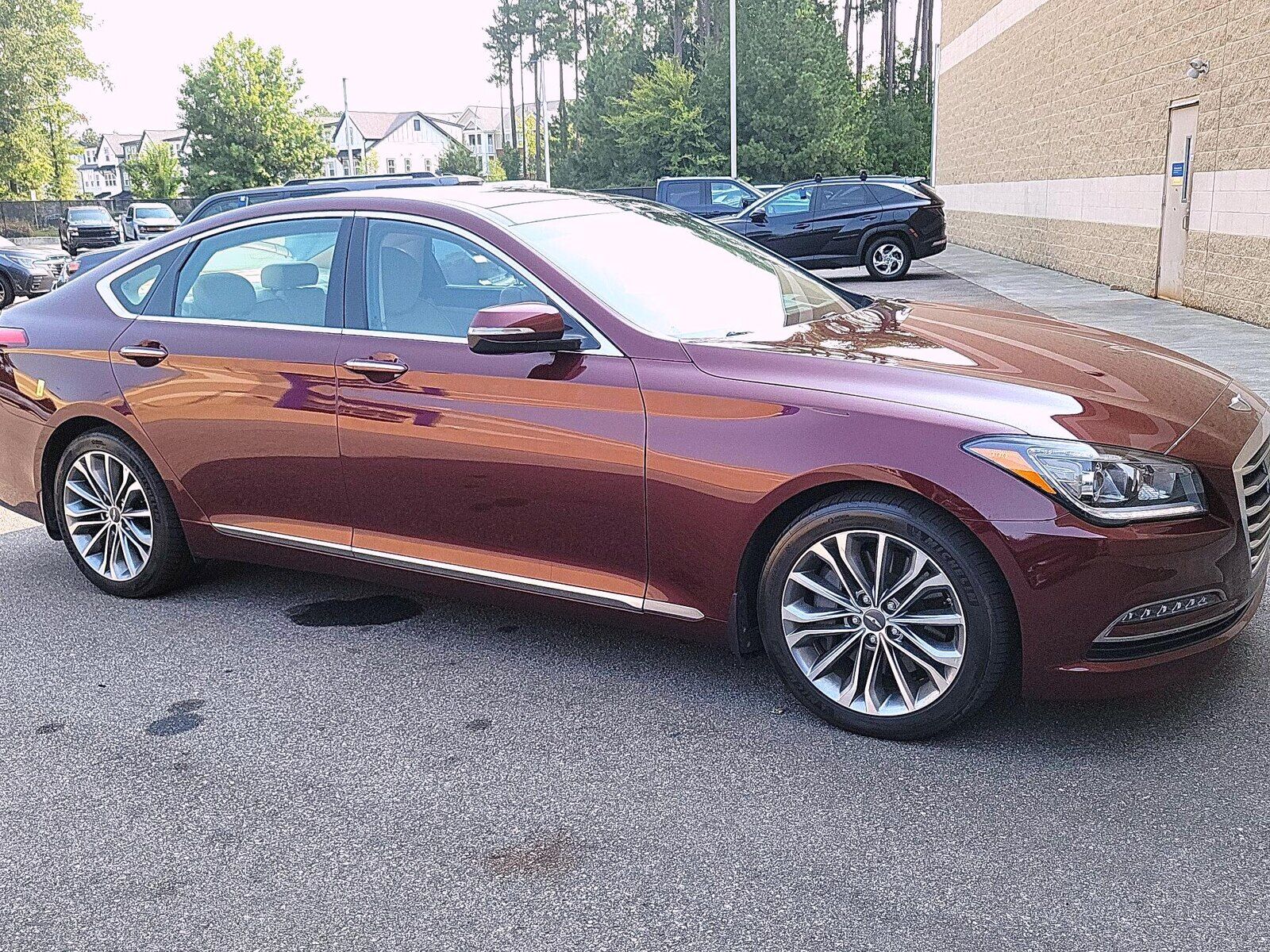 2016 HYUNDAI Genesis