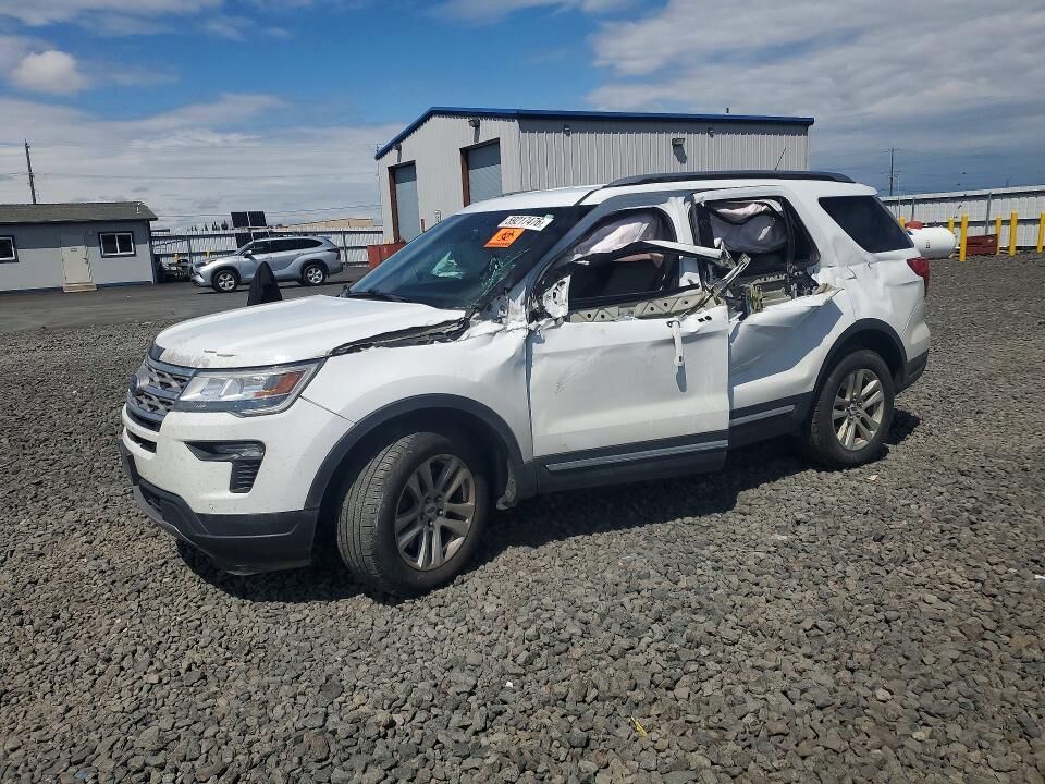 2018 FORD Explorer