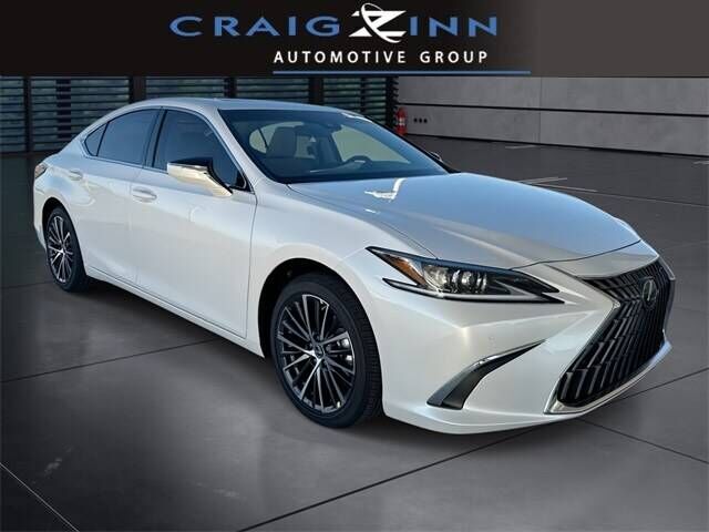 2025 LEXUS ES