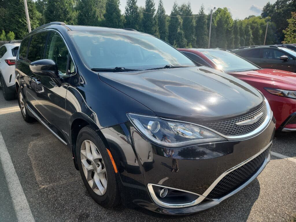 2017 CHRYSLER Pacifica