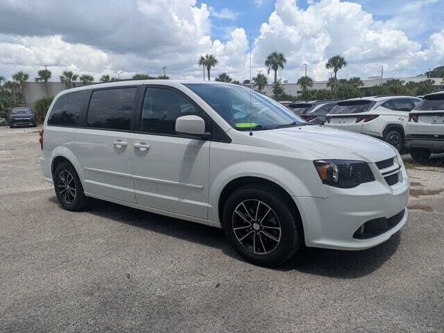 2017 DODGE Grand Caravan