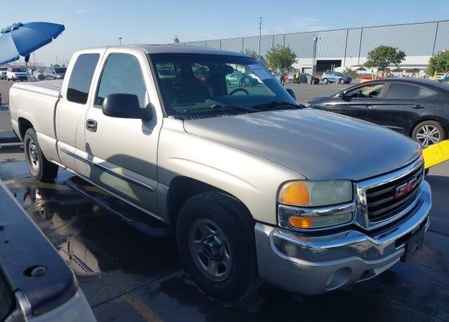2004 GMC Sierra