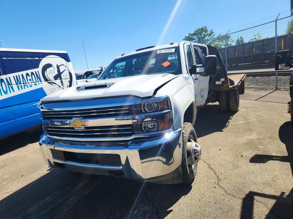 2018 CHEVROLET Silverado