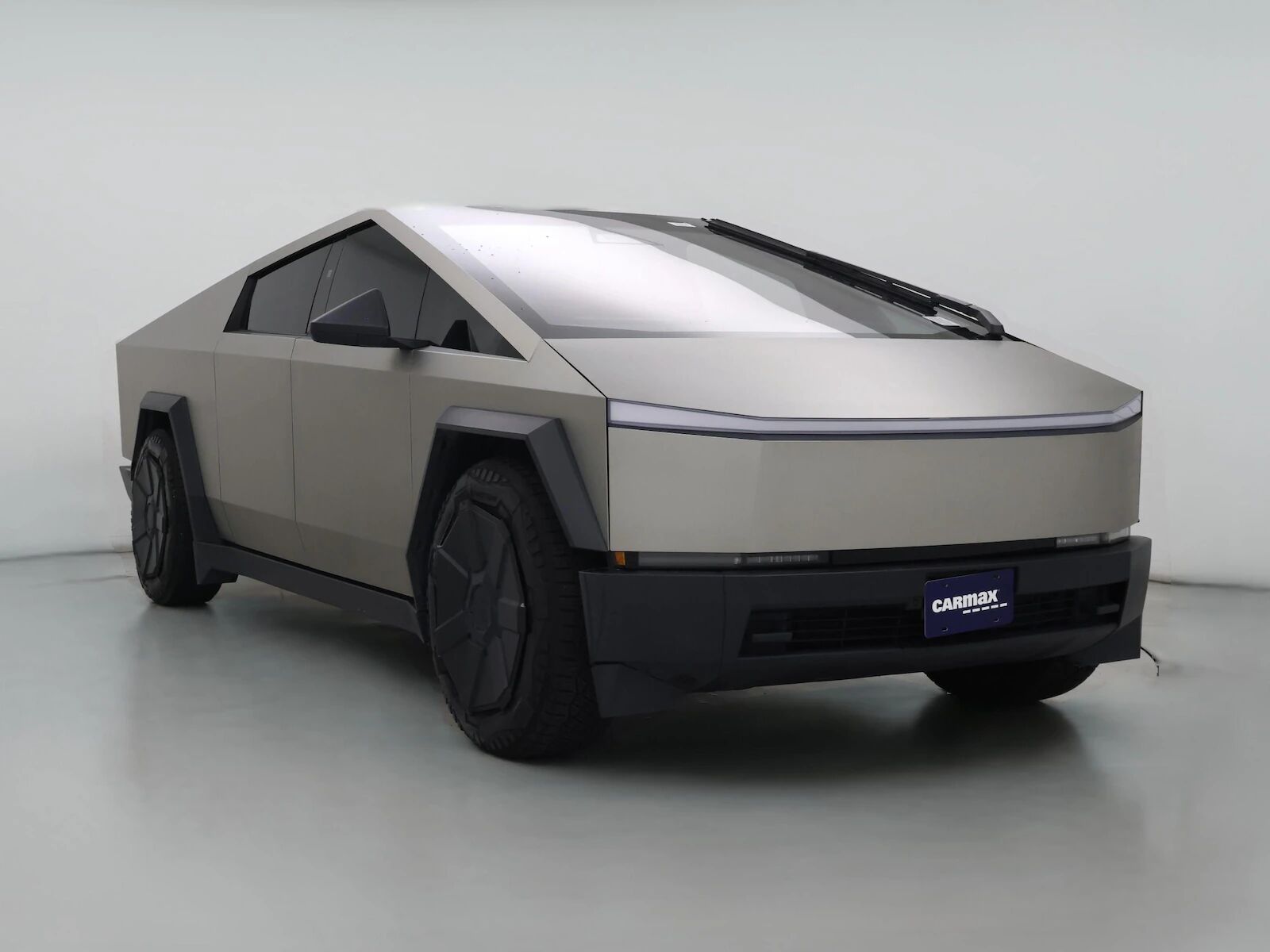 2024 TESLA Cybertruck