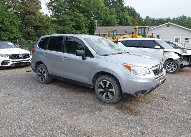 2015 SUBARU Forester
