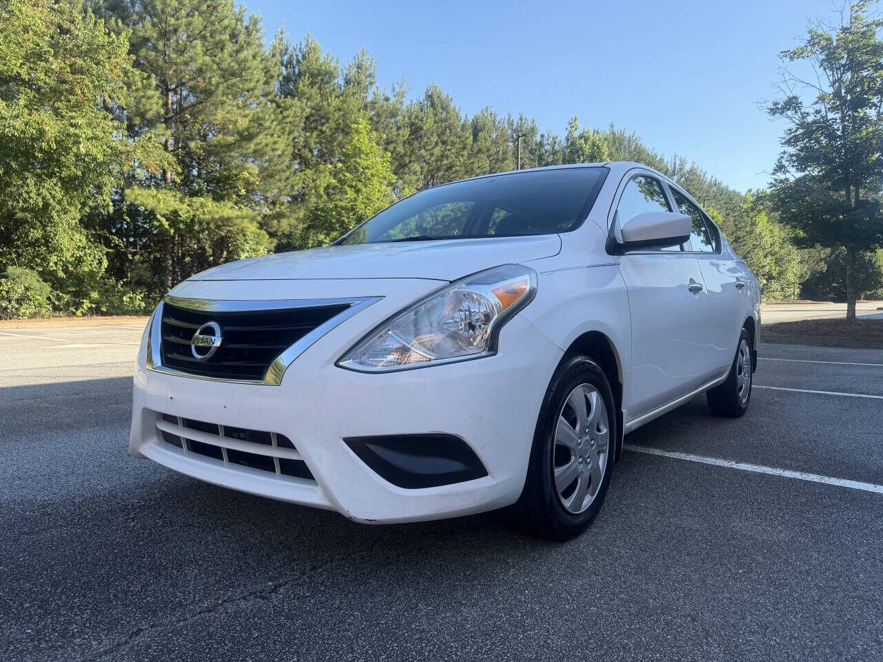 2017 NISSAN Versa