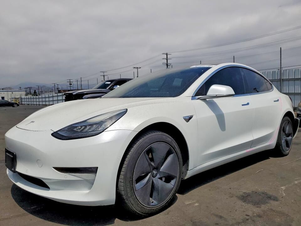 2017 TESLA Model 3