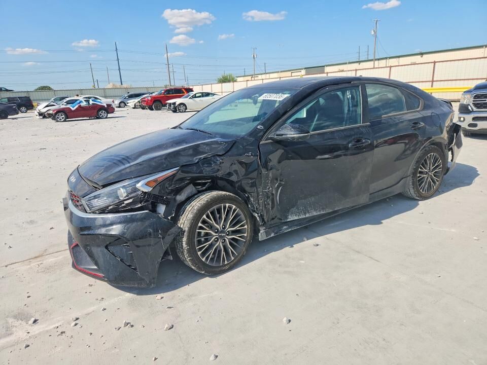 2023 KIA Forte