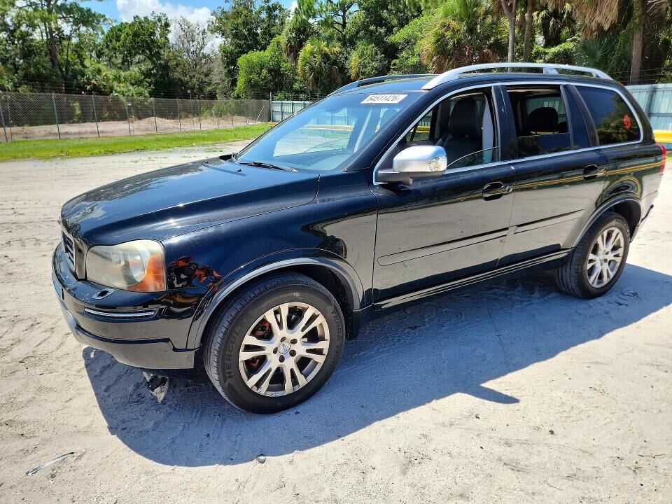 2013 VOLVO XC90