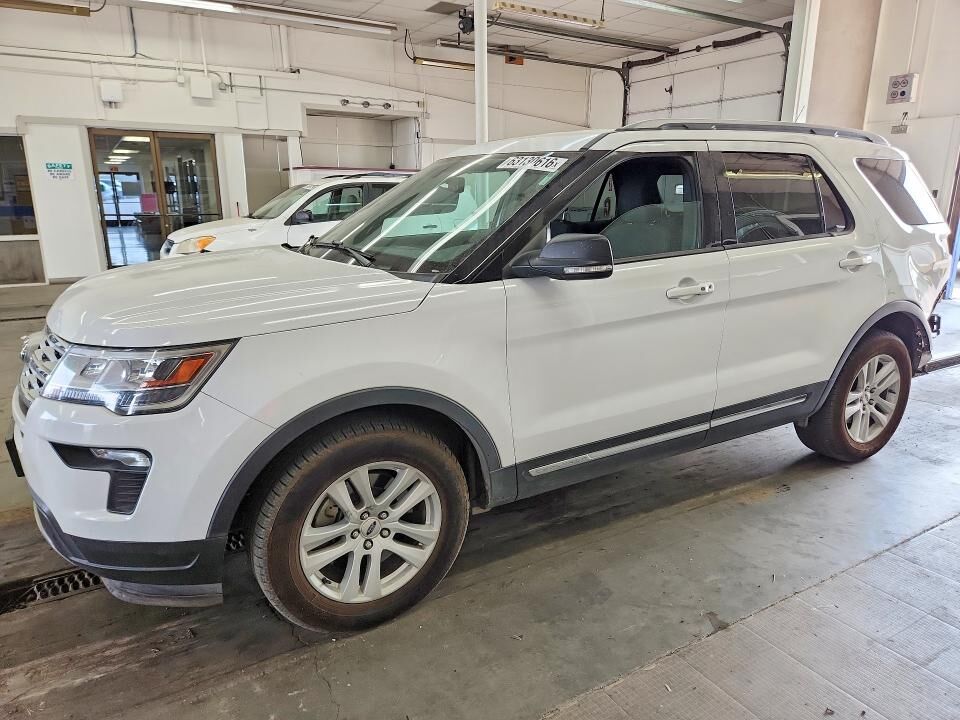 2019 FORD Explorer