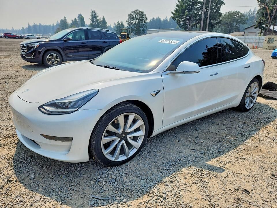 2020 TESLA Model 3