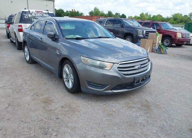 2013 FORD Taurus