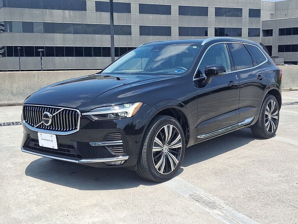 2023 VOLVO XC60