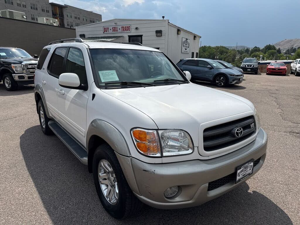 2004 TOYOTA Sequoia