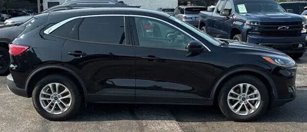 2021 FORD Escape