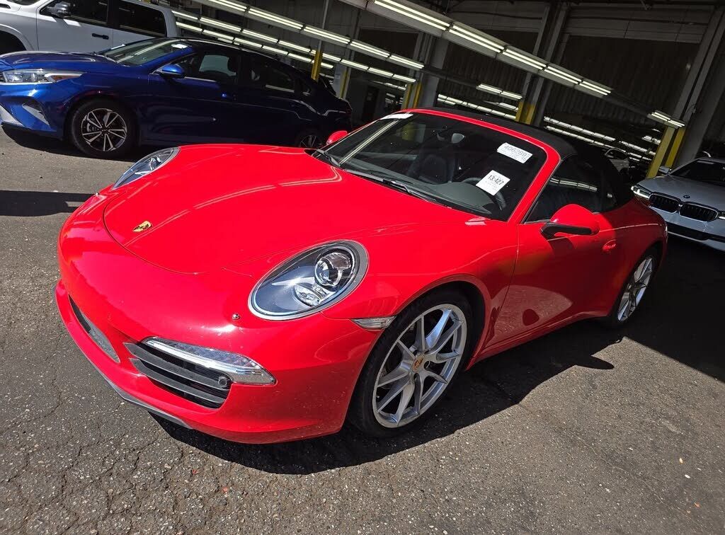 2016 PORSCHE 911