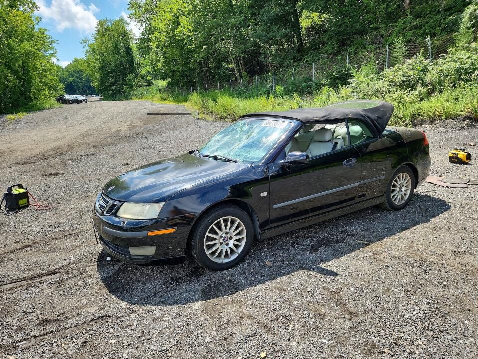2004 SAAB 9-3