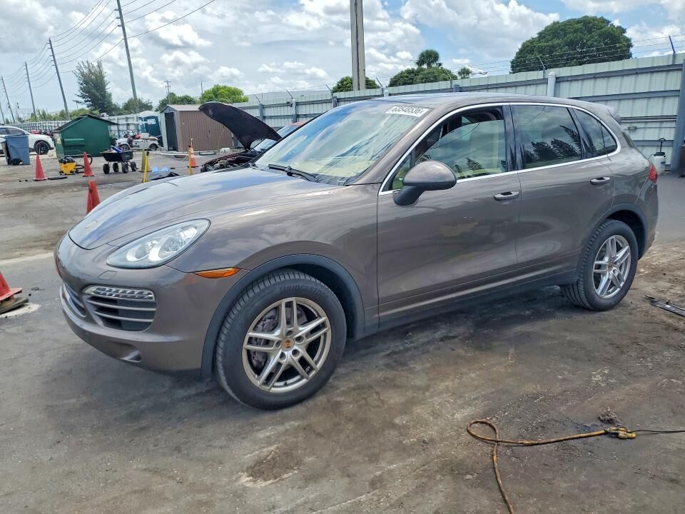 2014 PORSCHE Cayenne
