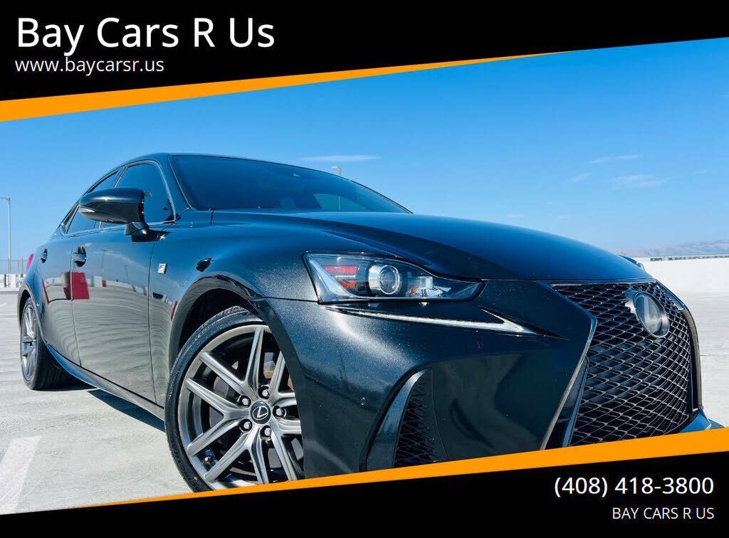 2018 LEXUS IS