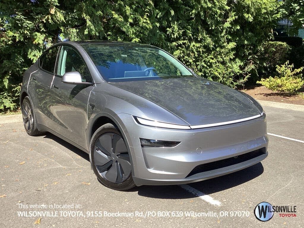 2026 TESLA Model Y