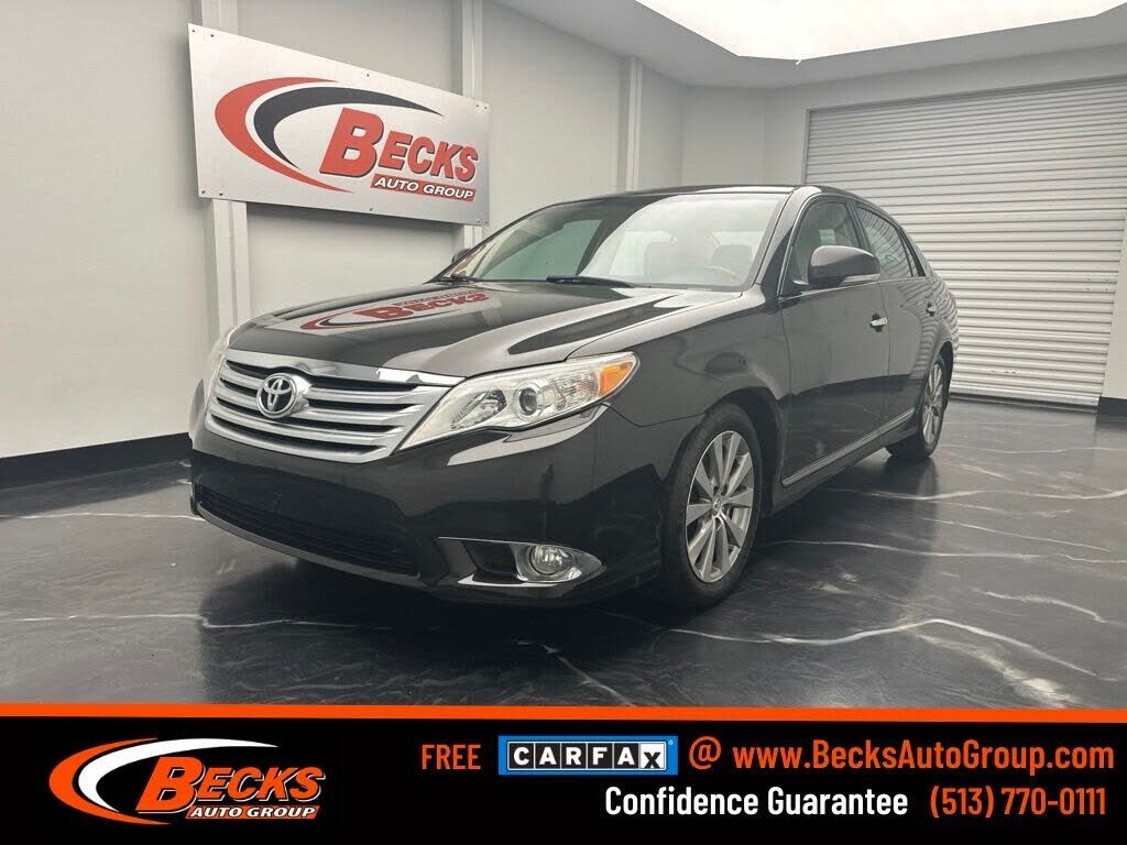 2011 TOYOTA Avalon