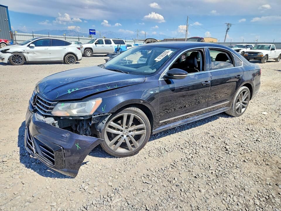 2017 VOLKSWAGEN Passat