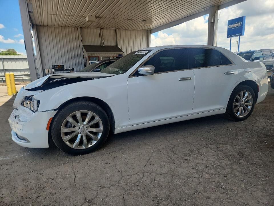 2015 CHRYSLER 300