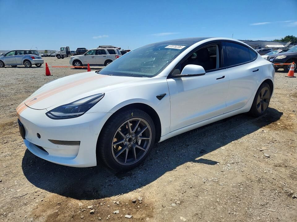 2021 TESLA Model 3