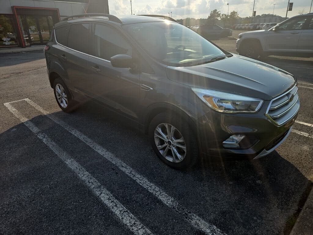 2018 FORD Escape