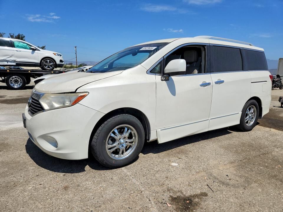 2014 NISSAN Quest