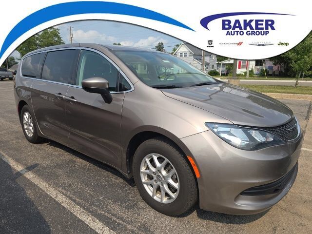 2017 CHRYSLER Pacifica