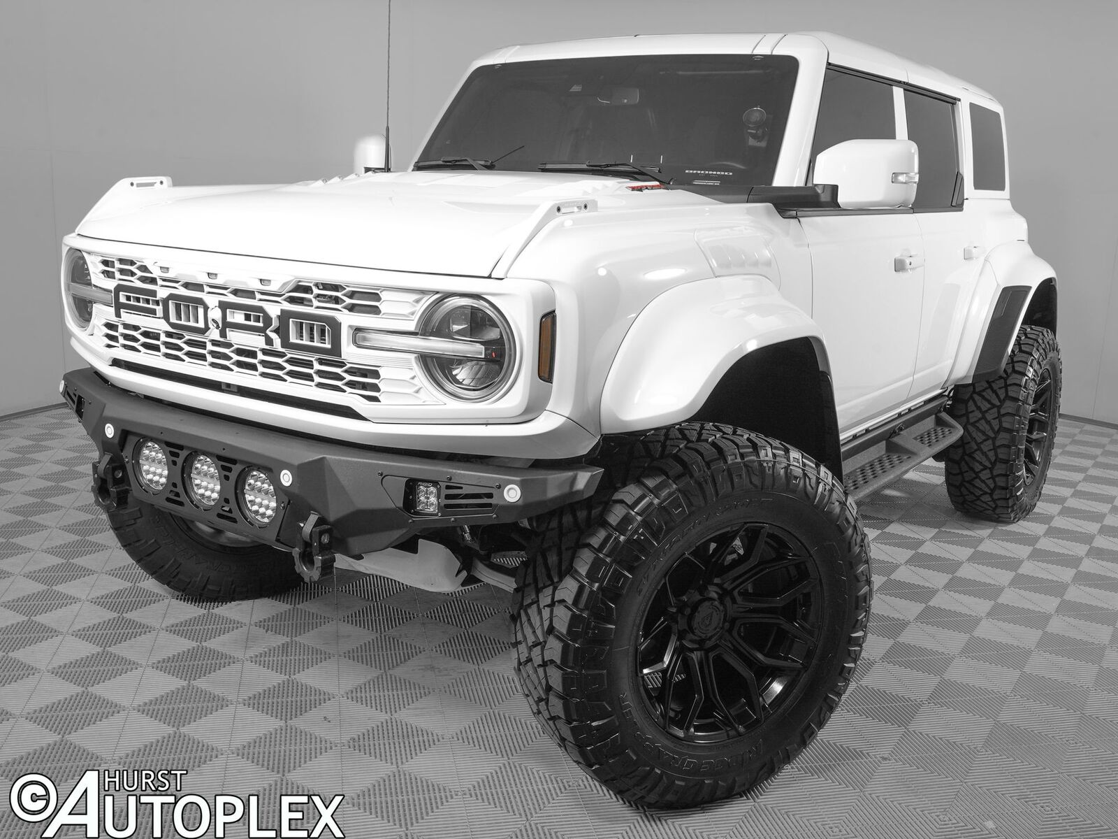 2024 FORD Bronco