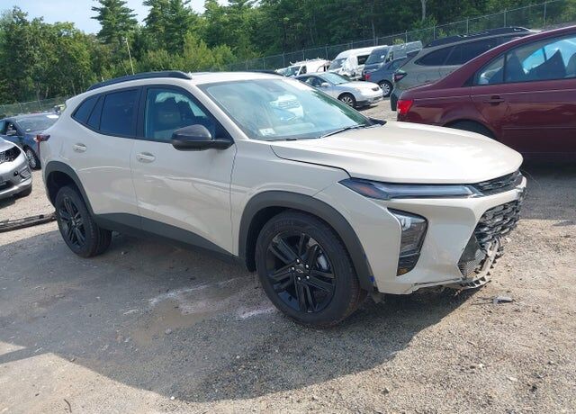 2026 CHEVROLET Trax