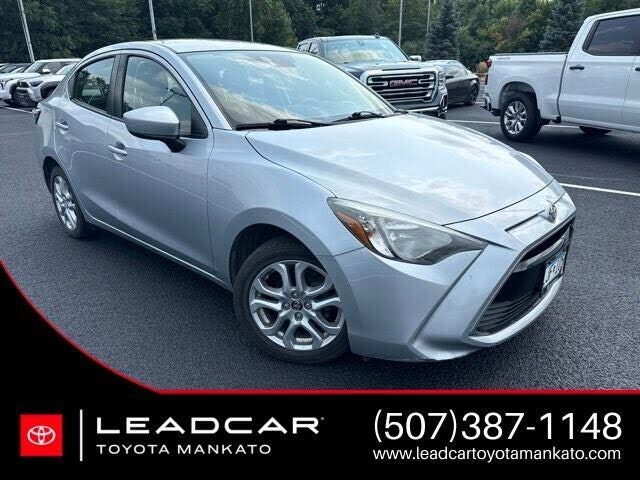 2017 TOYOTA Yaris