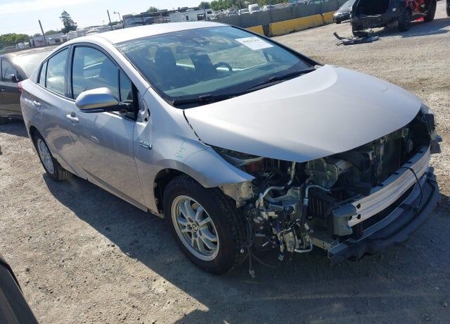 2017 TOYOTA Prius