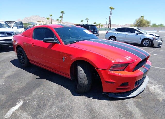 2013 FORD Mustang