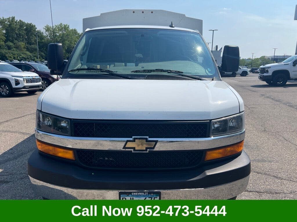 2024 CHEVROLET Express