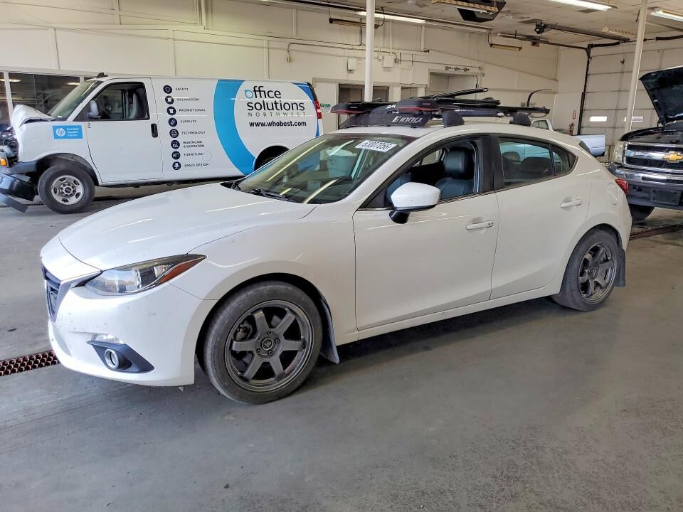 2014 MAZDA Mazda3