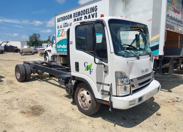 2025 ISUZU NRR