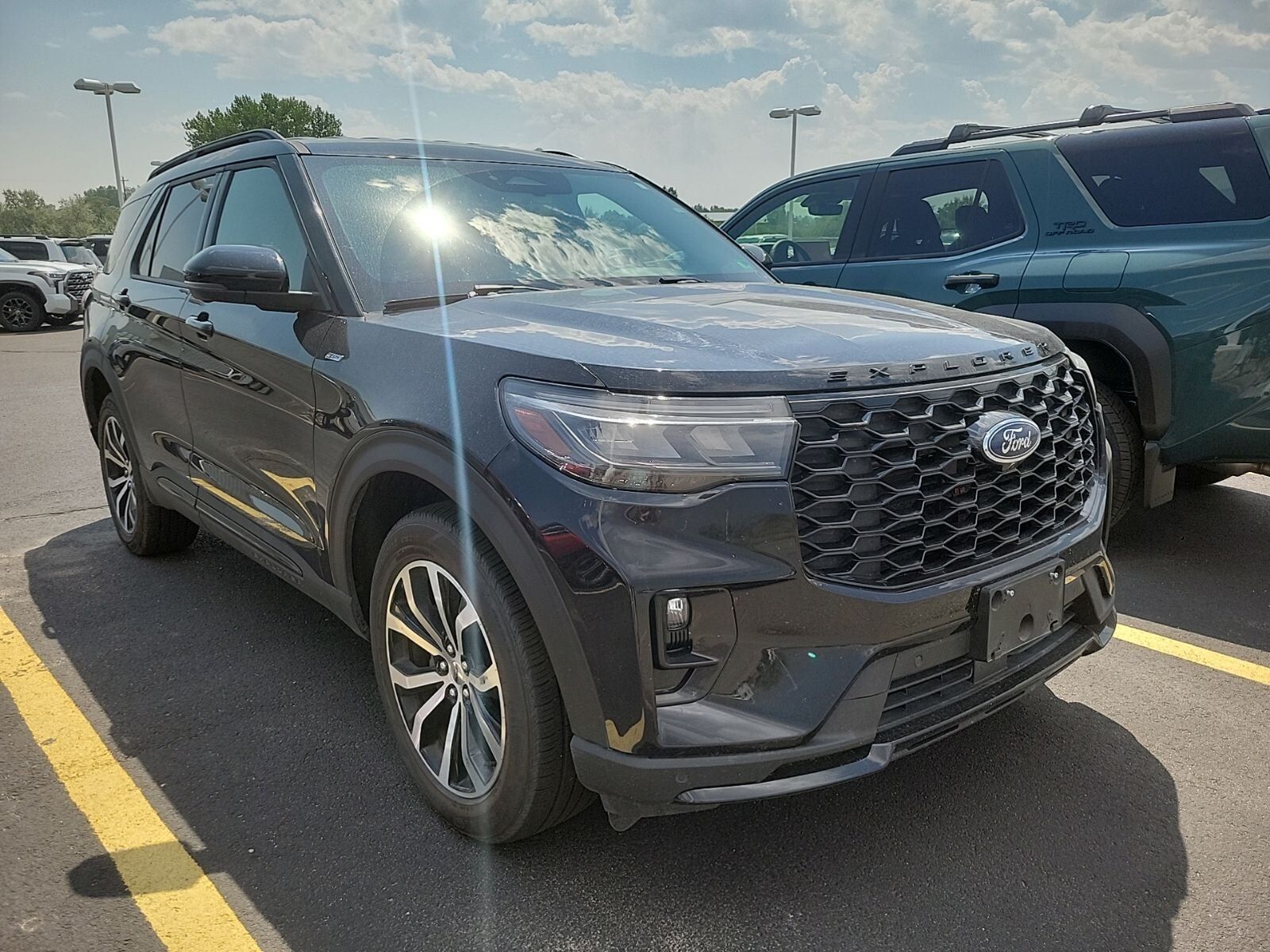 2025 FORD Explorer