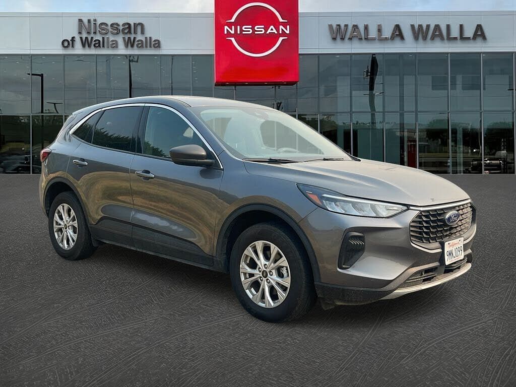 2024 FORD Escape