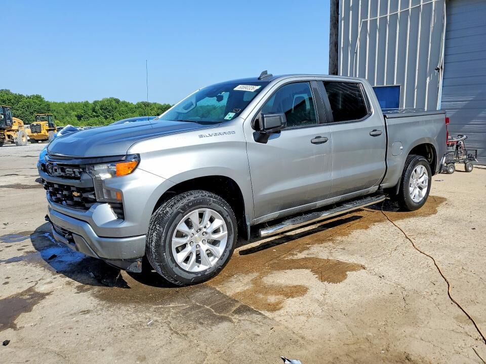 2023 CHEVROLET Silverado